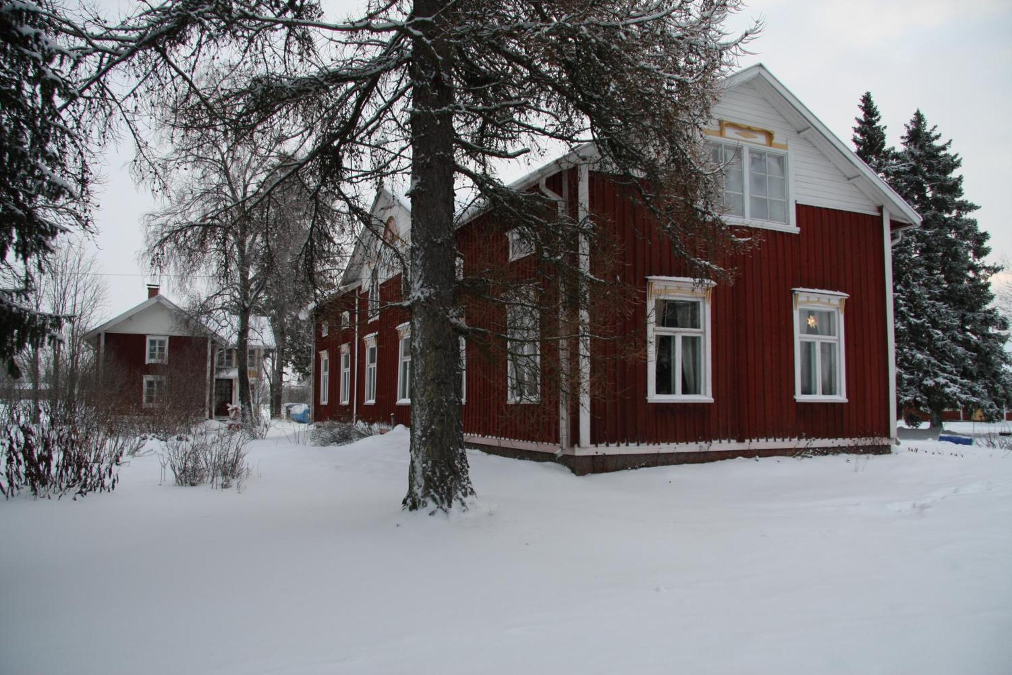 Maentylaen Tila Hotel Narvijoki Exterior photo